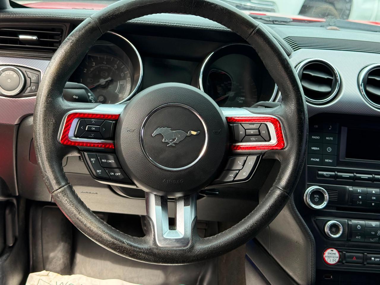 Ford Mustang GT Premium Coupe 2016