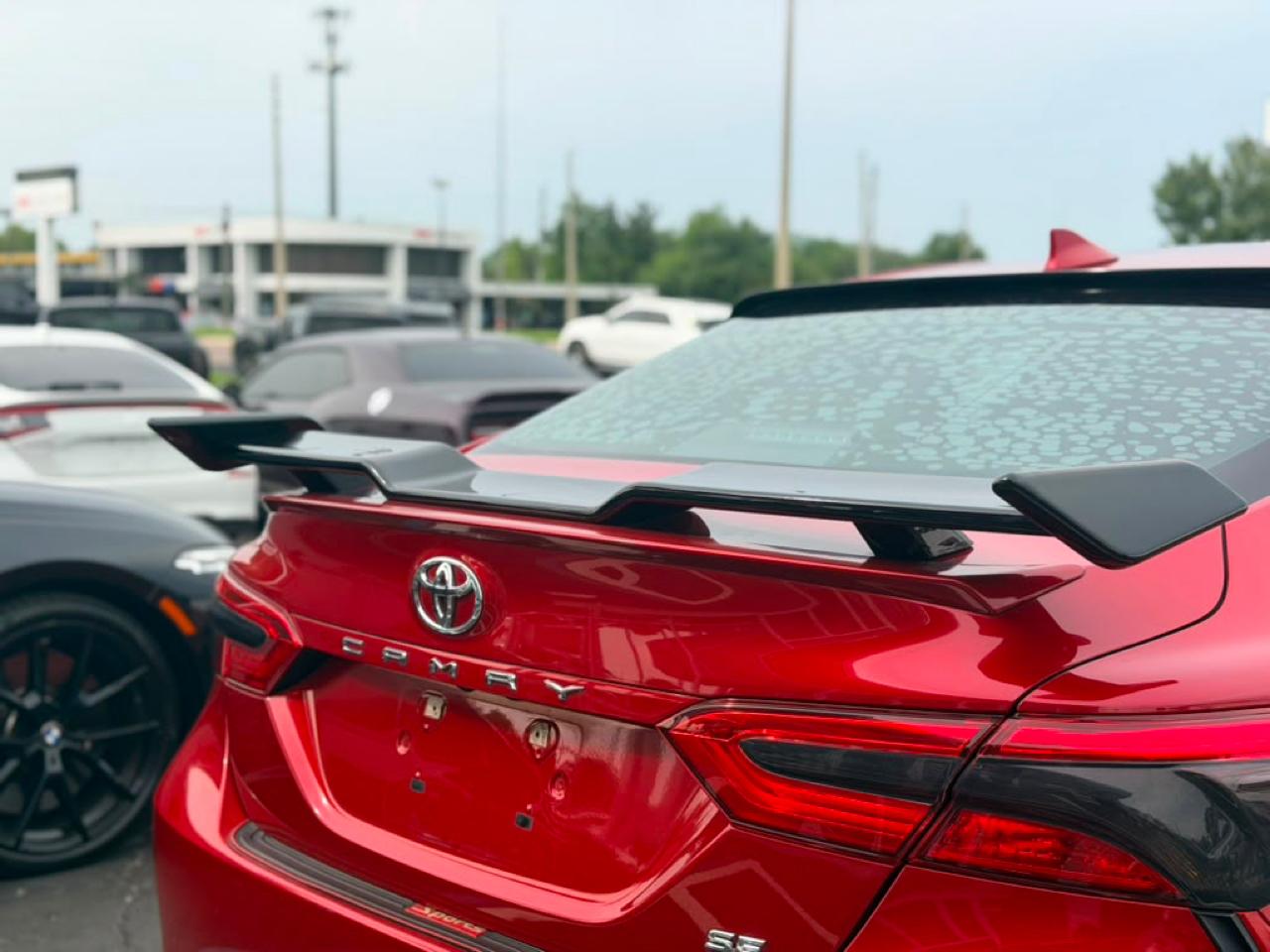 Toyota Camry SE 2020