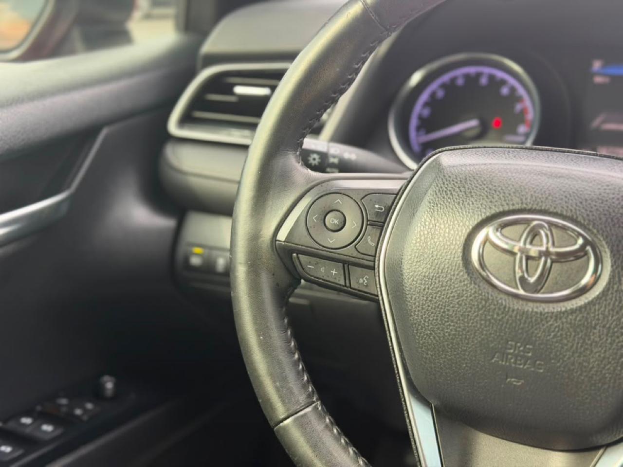 Toyota Camry SE 2020