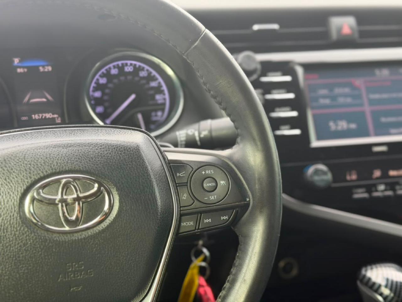 Toyota Camry SE 2020