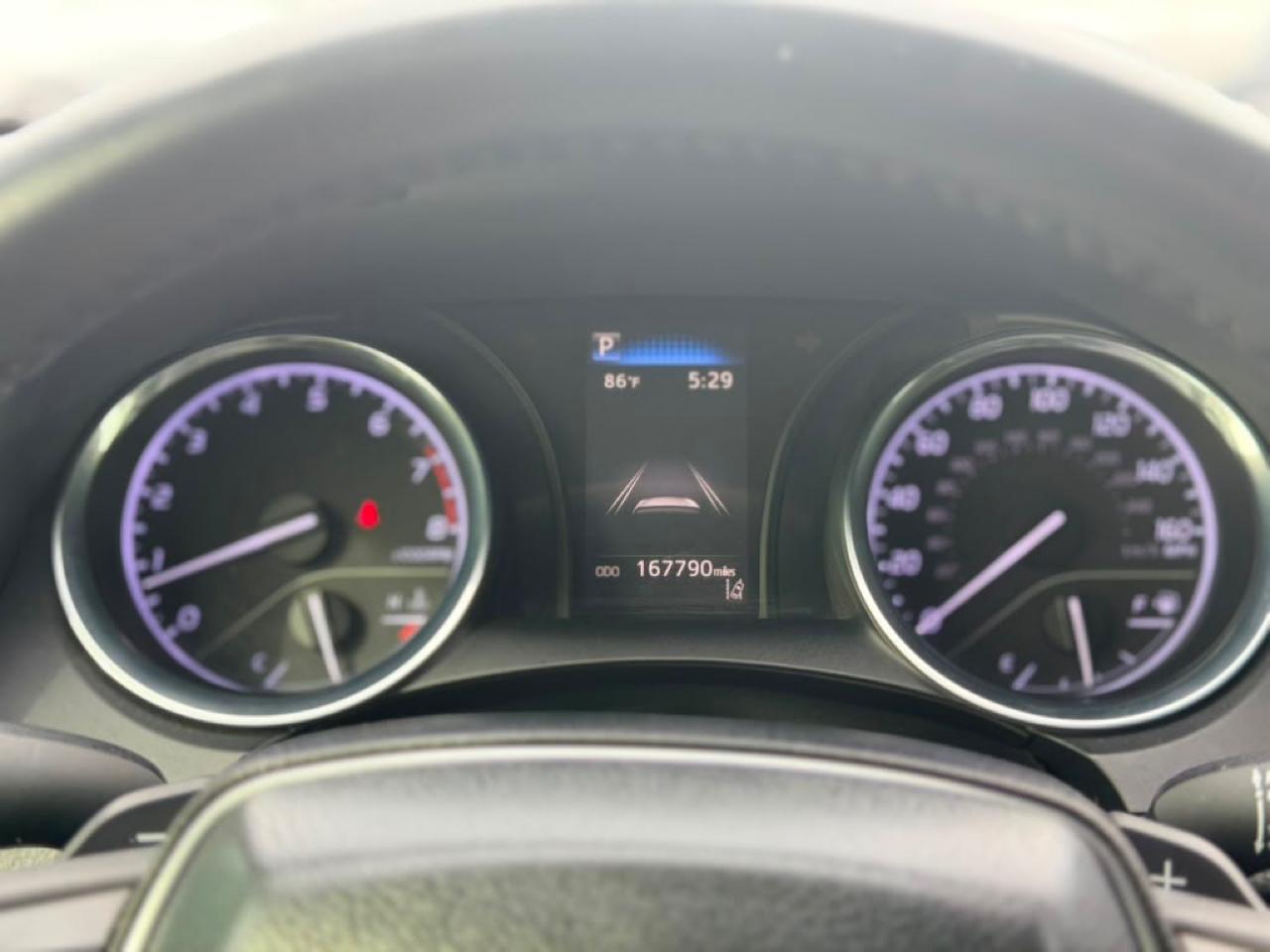 Toyota Camry SE 2020
