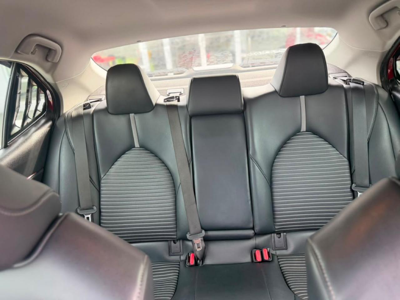 Toyota Camry SE 2020