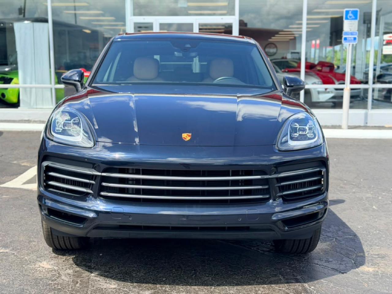 Porsche Cayenne Base 2023