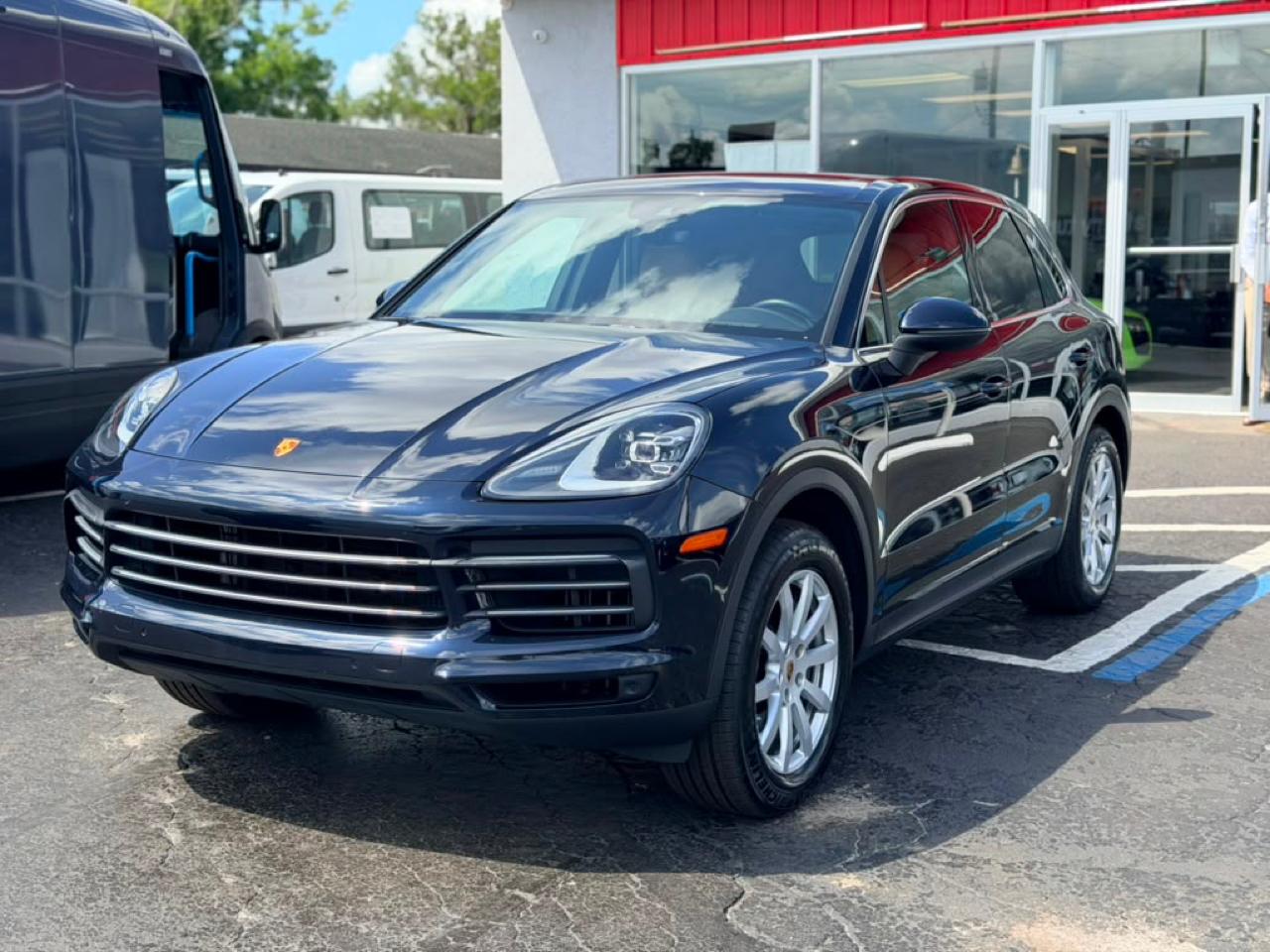 Porsche Cayenne Base 2023