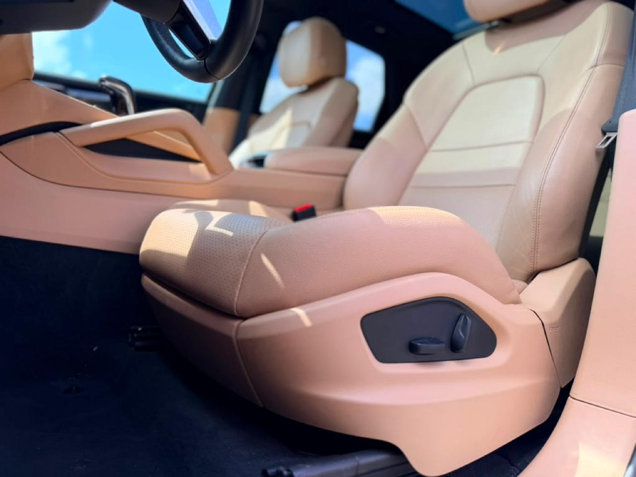 Porsche Cayenne Base 2023