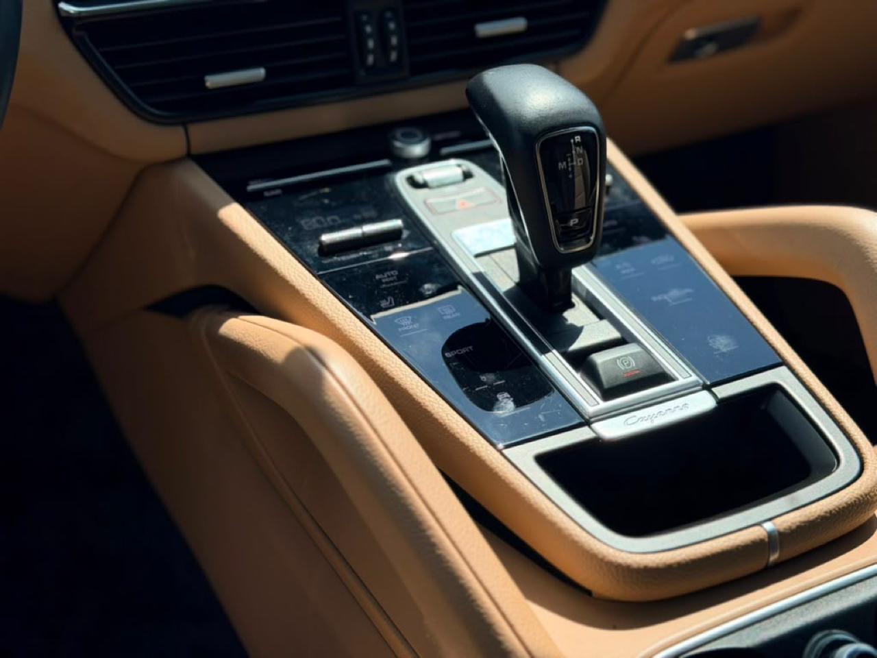 Porsche Cayenne Base 2023
