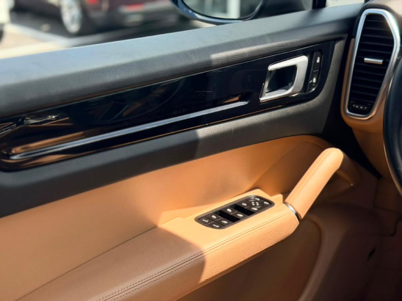 Porsche Cayenne Base 2023