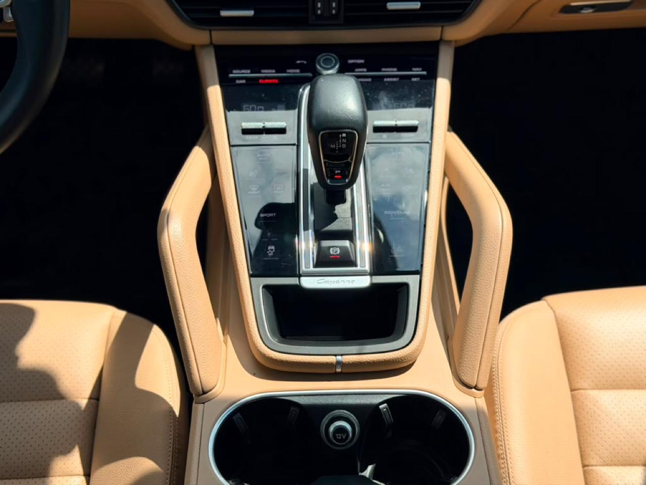 Porsche Cayenne Base 2023