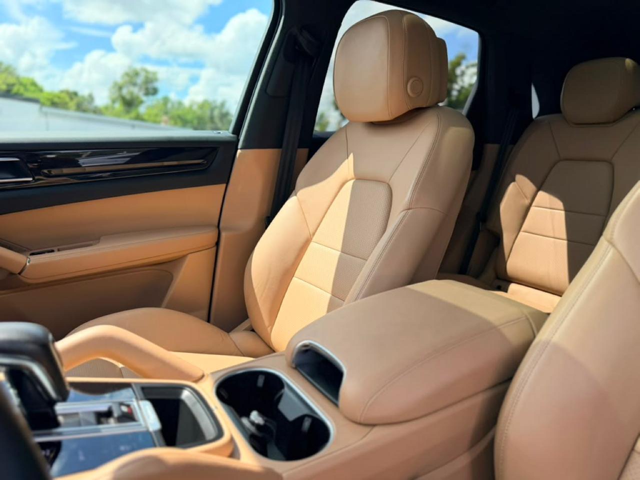 Porsche Cayenne Base 2023