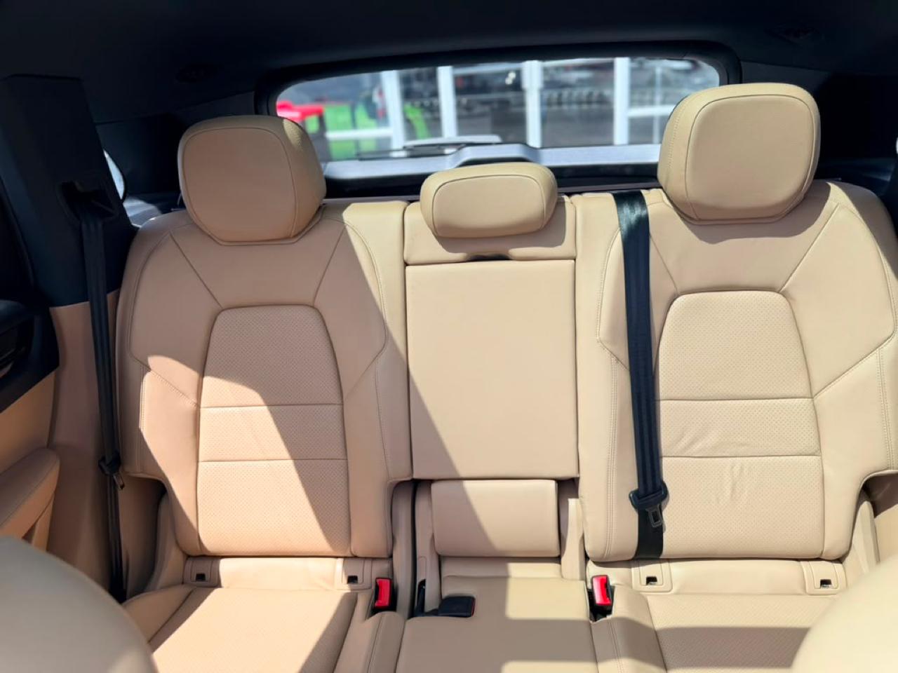 Porsche Cayenne Base 2023