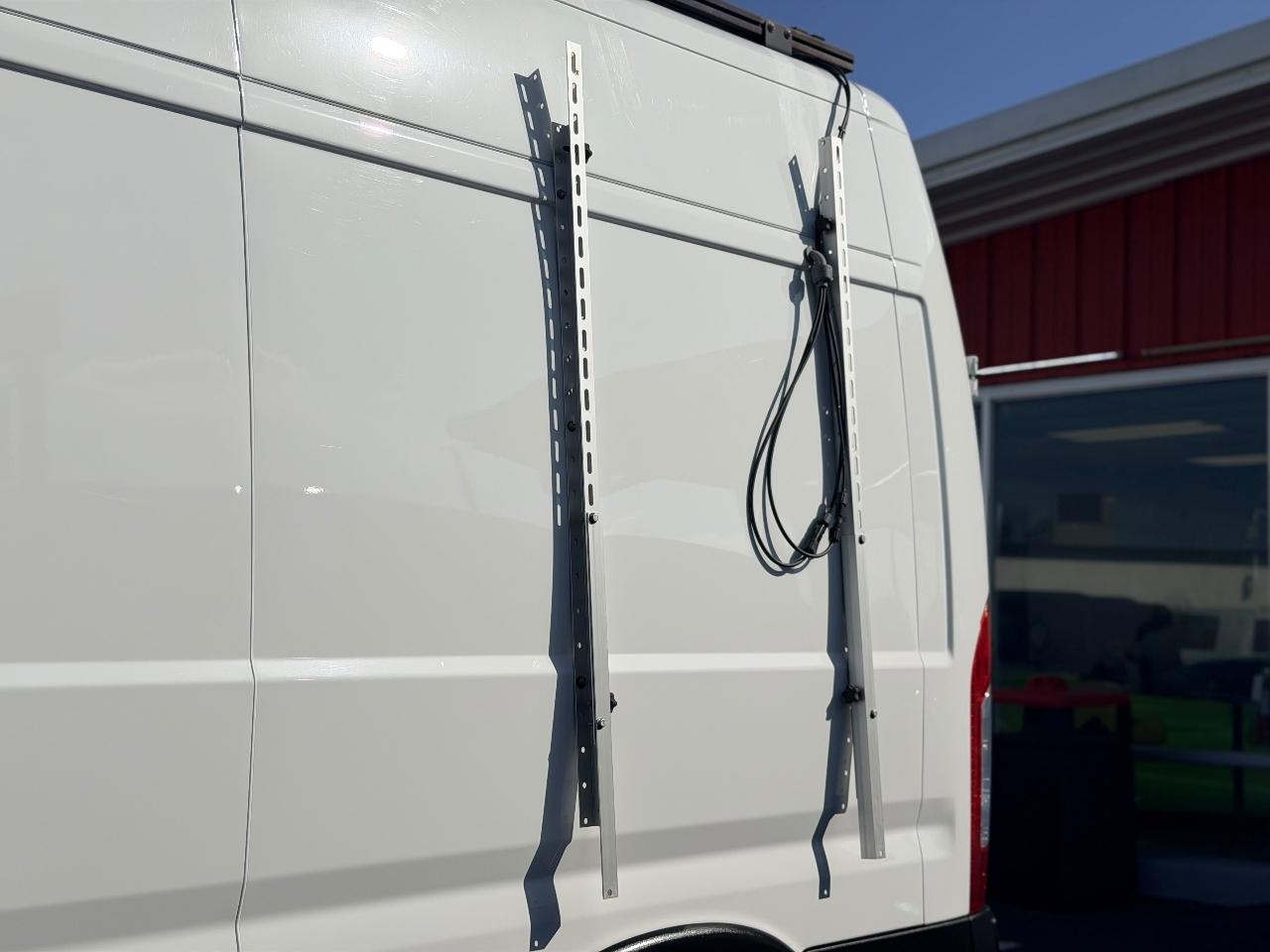RAM Promaster 2500 High Roof 136-in. WB 2021
