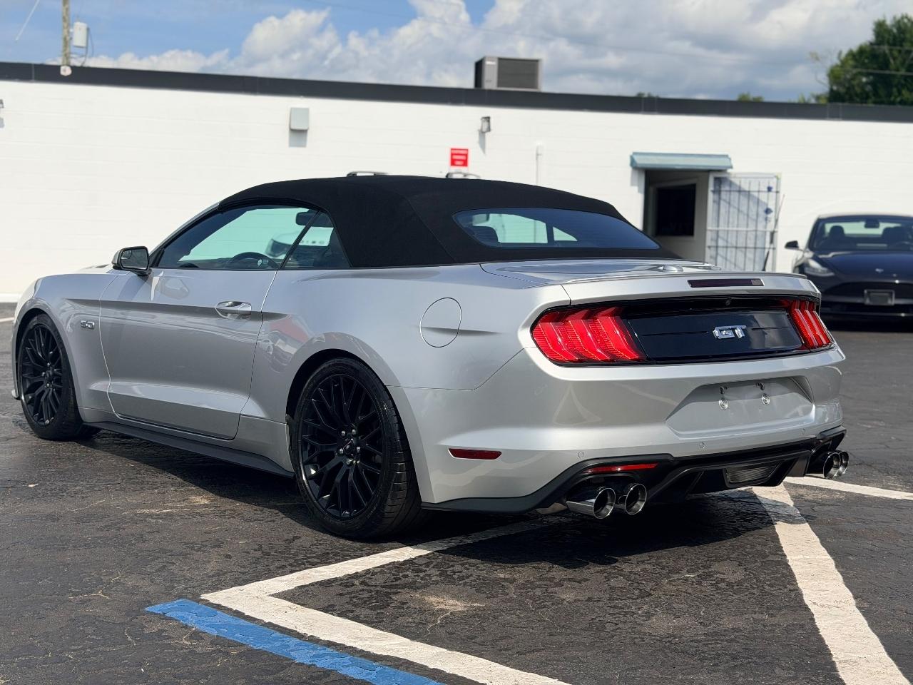 Ford Mustang GT convertible 2018