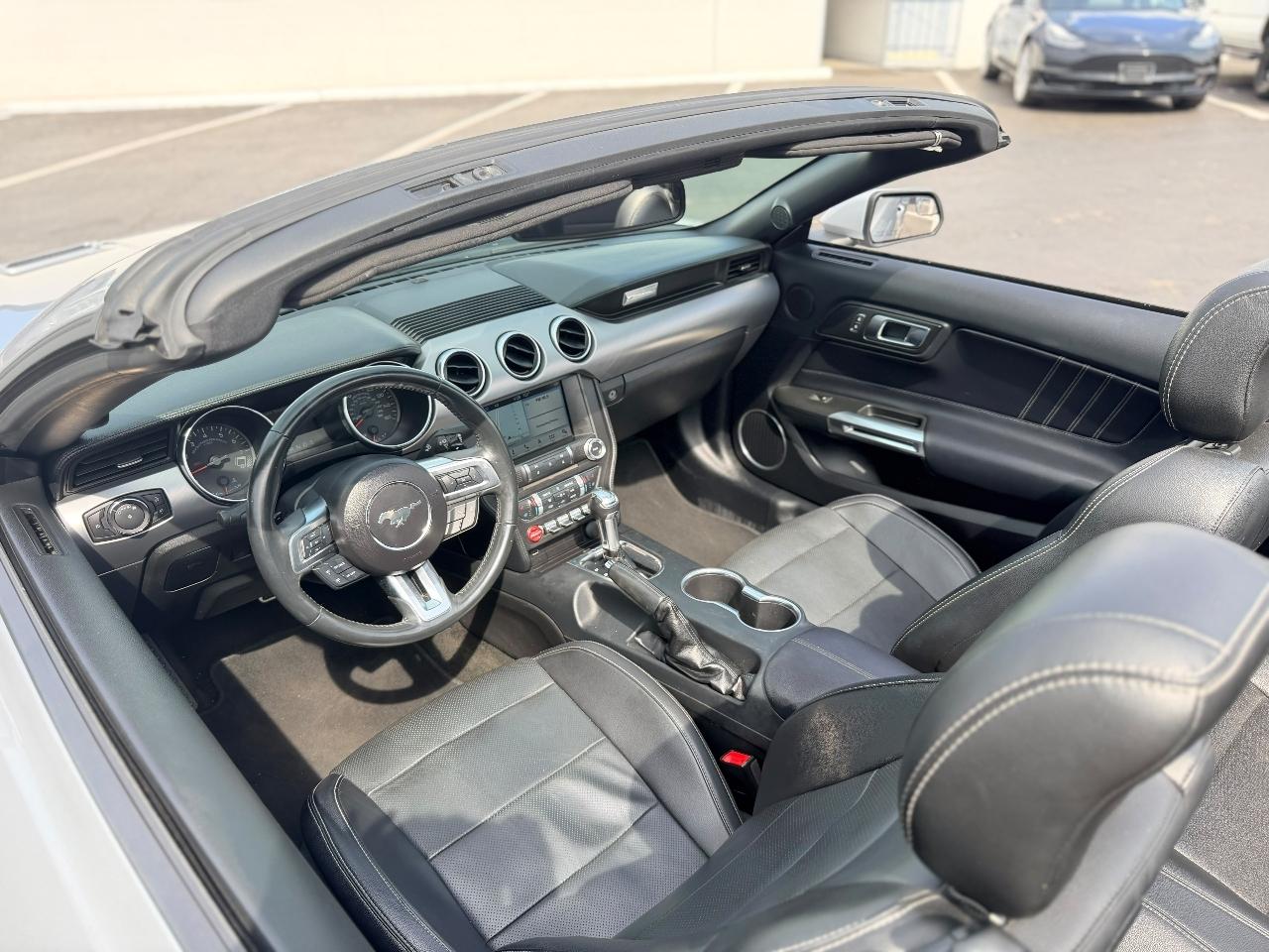 Ford Mustang GT convertible 2018