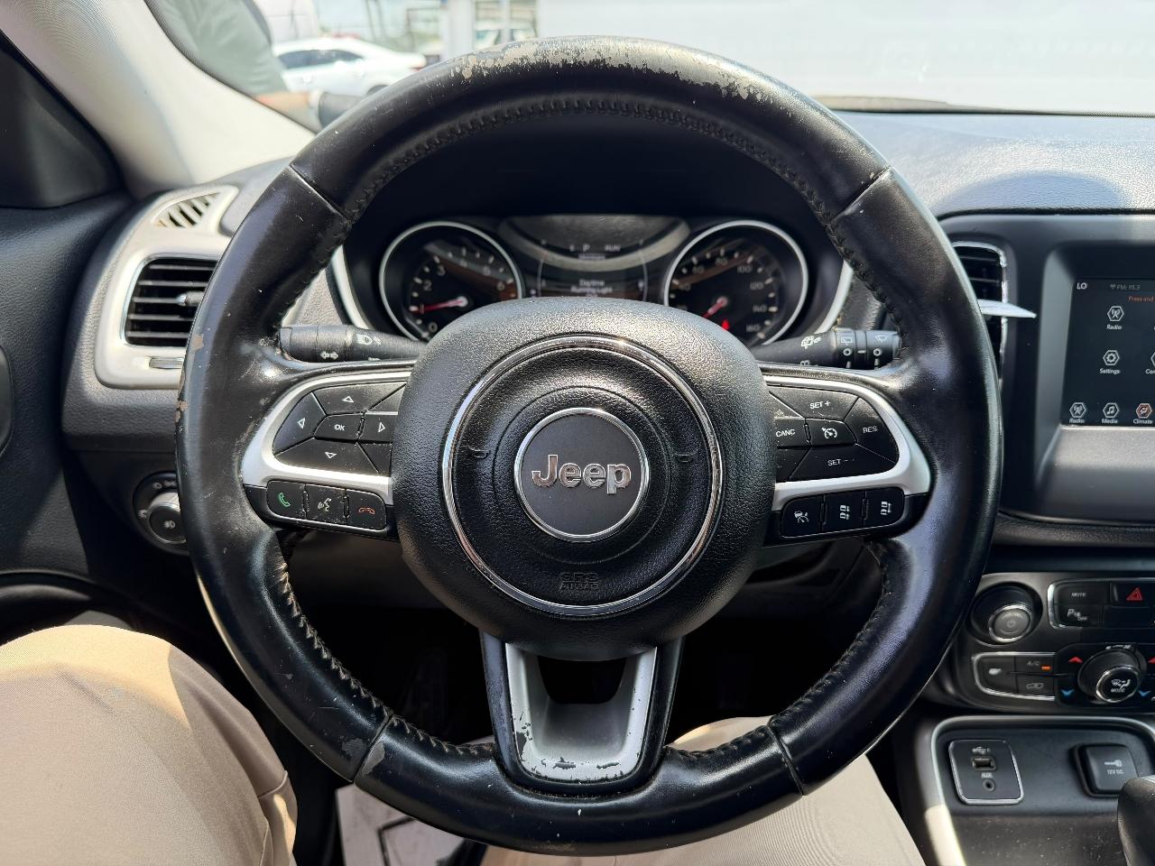 Jeep Compass Latitude FWD 2020