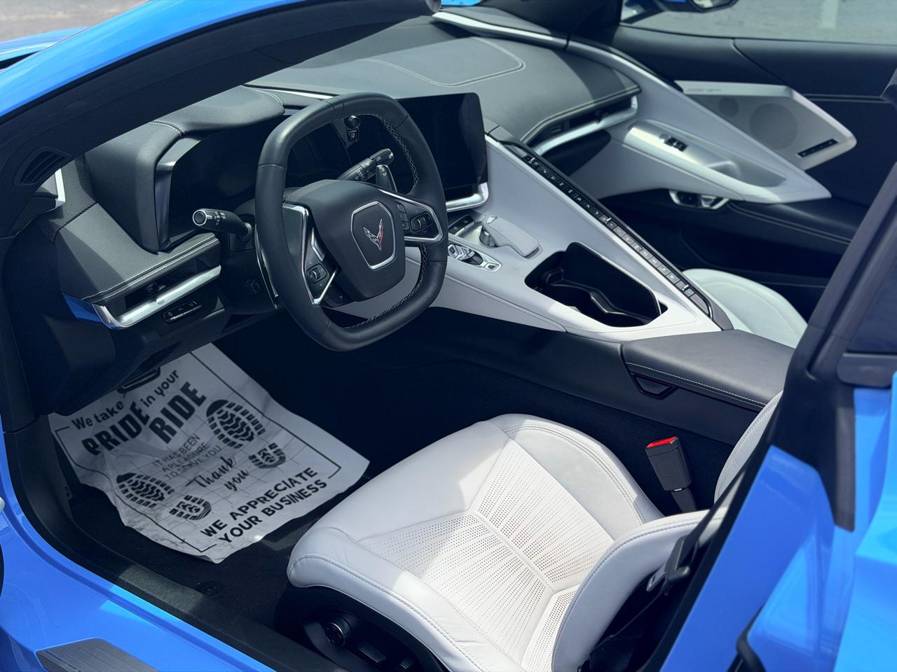 2021 Chevrolet Corvette 2LT - Photo 18
