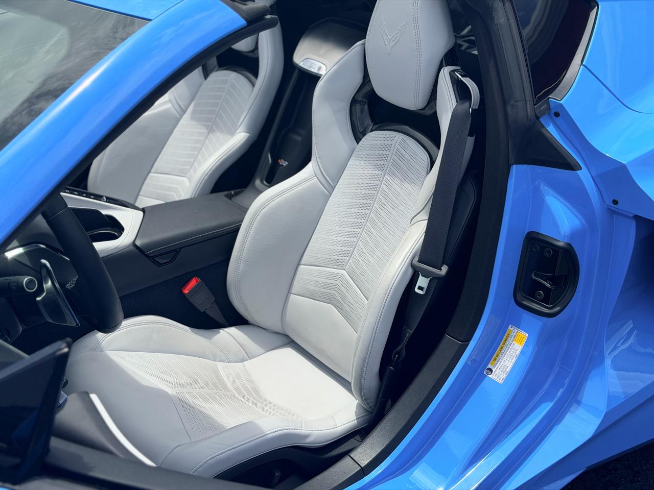 2021 Chevrolet Corvette 2LT - Photo 19