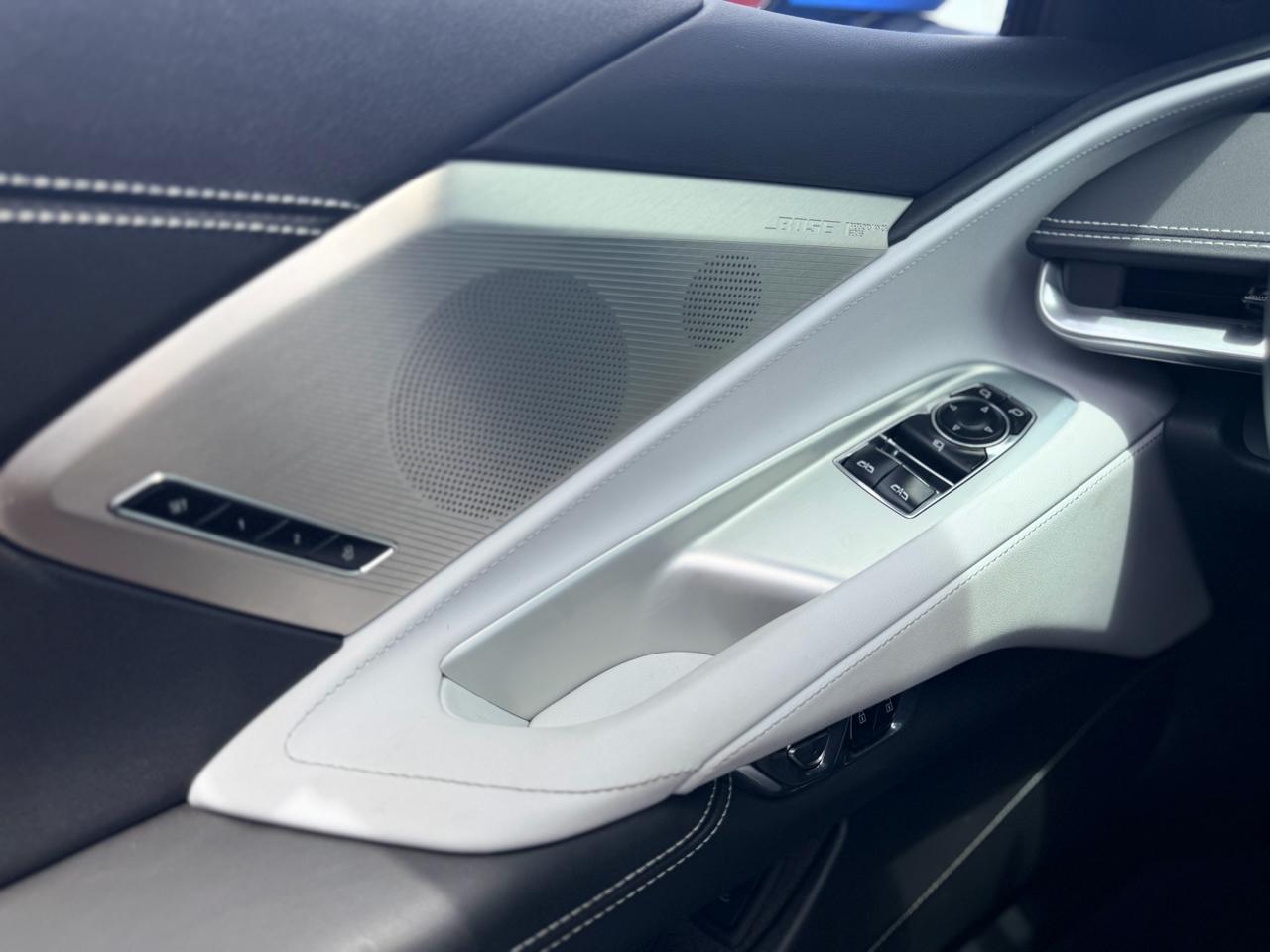 2021 Chevrolet Corvette 2LT - Photo 24