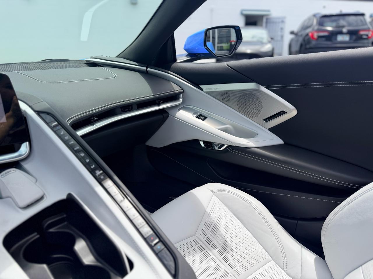 2021 Chevrolet Corvette 2LT - Photo 28