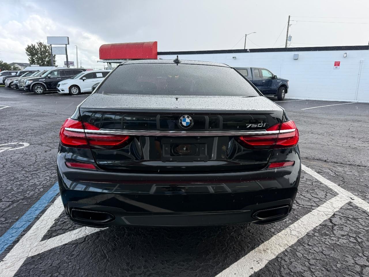 BMW 7-Series 750i 2018