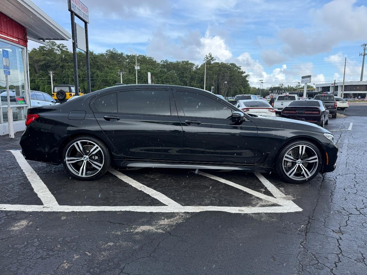 BMW 7-Series 750i 2018