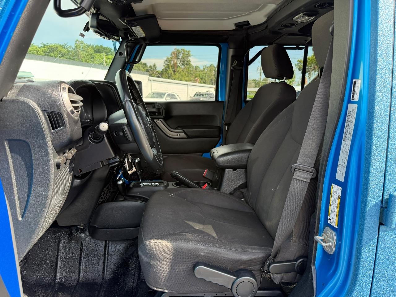 Jeep Wrangler Unlimited Sport 4WD 2015