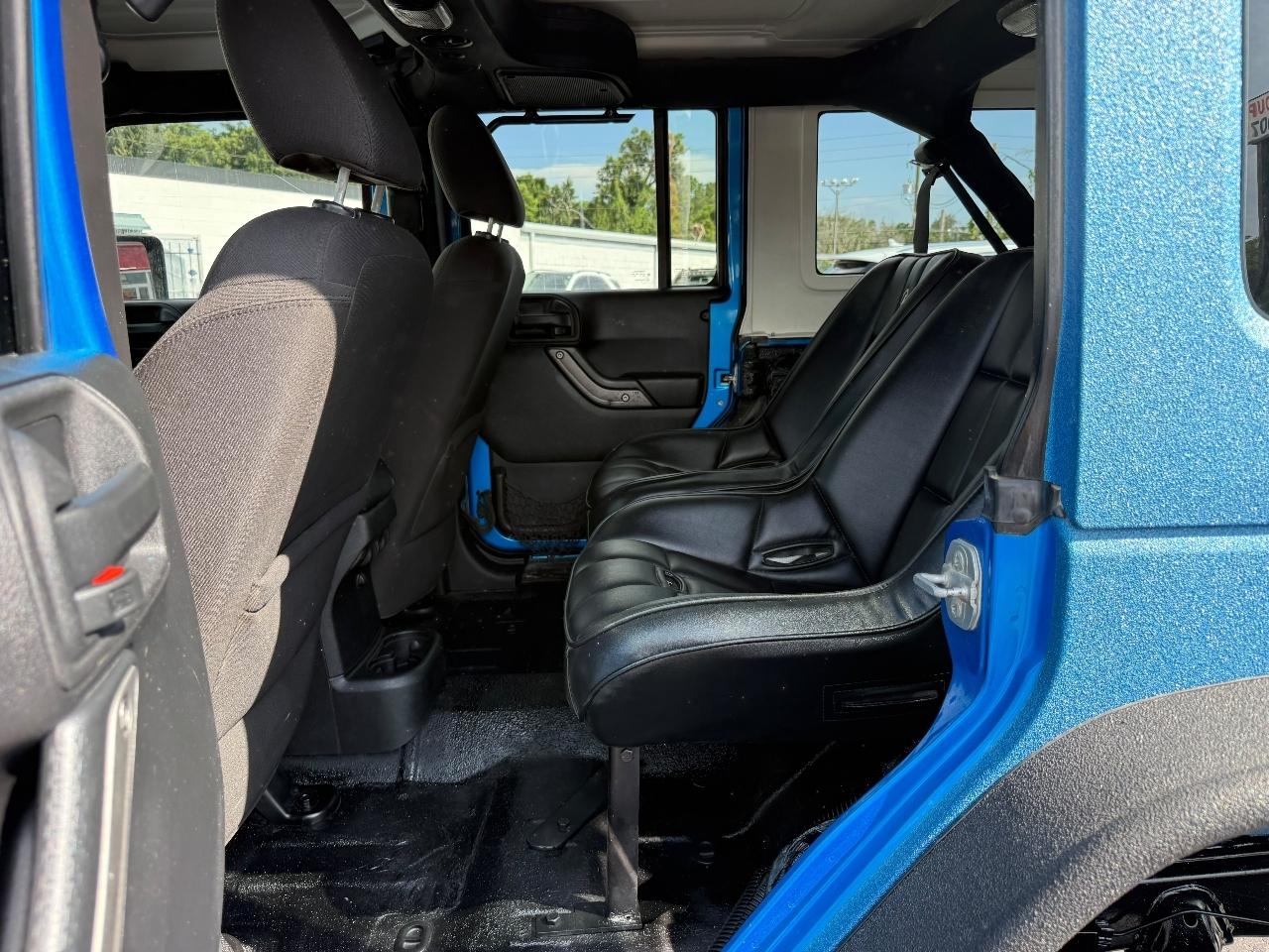 Jeep Wrangler Unlimited Sport 4WD 2015