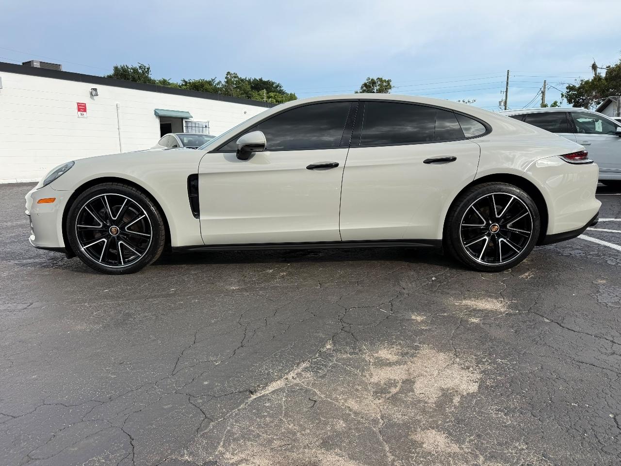 Porsche Panamera Base 2022