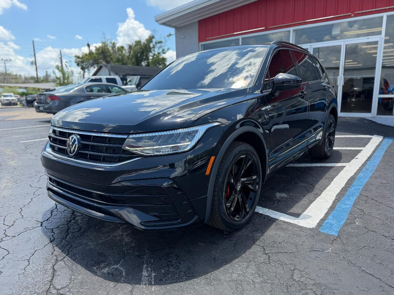 Volkswagen Tiguan SE R-Line Black 2024