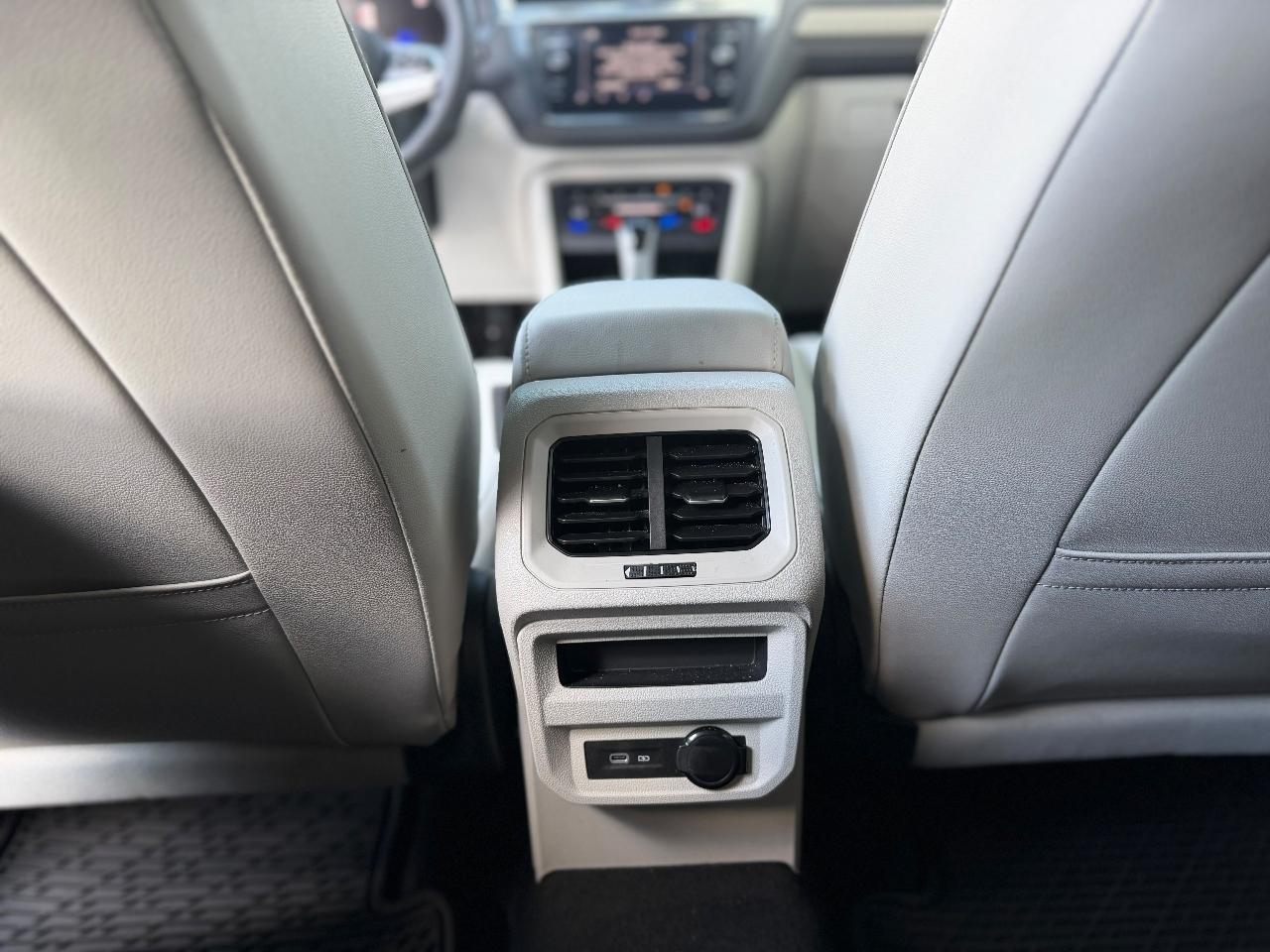 Volkswagen Tiguan SE R-Line Black 2024