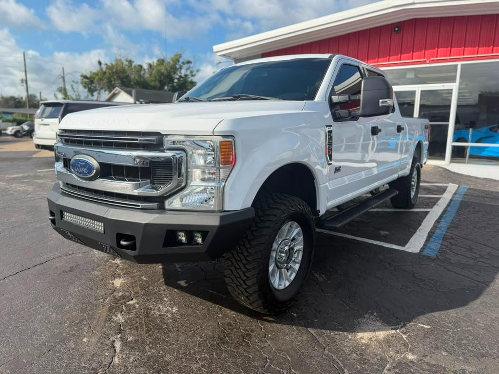 Ford F-250 SD XLT Crew Cab 4WD 2021