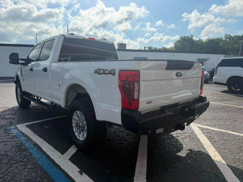 Ford F-250 SD XLT Crew Cab 4WD 2021