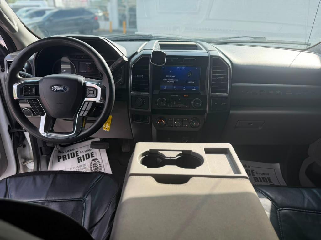 Ford F-250 SD XLT Crew Cab 4WD 2021