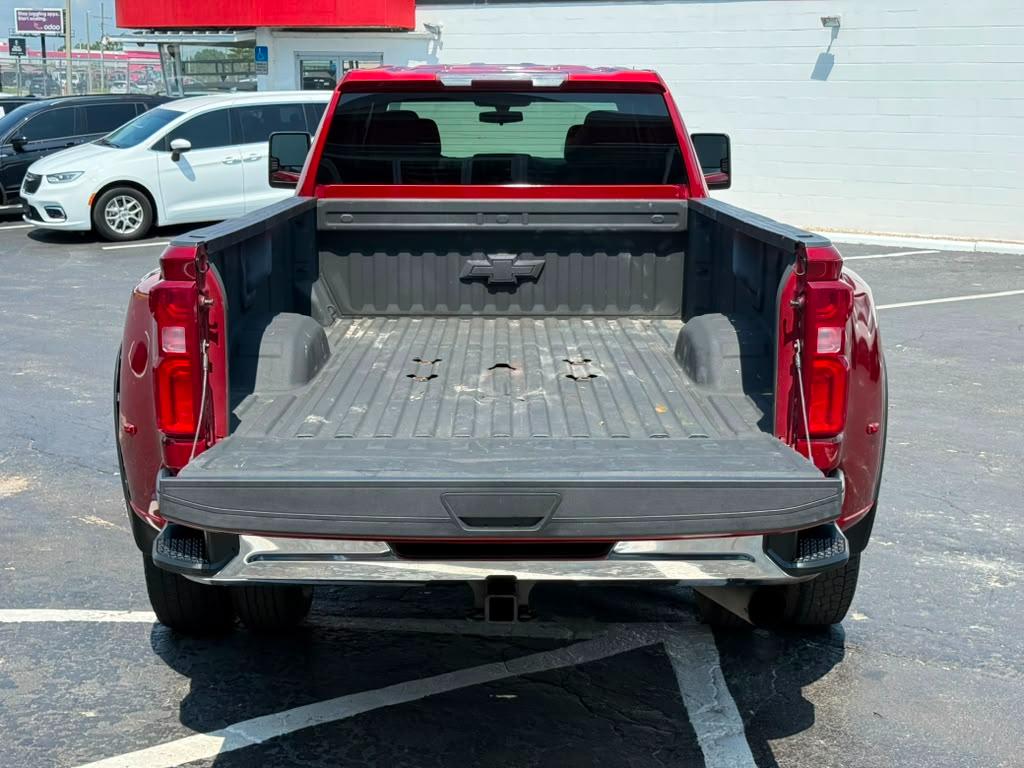 Chevrolet Silverado 3500HD LT Crew Cab 4WD 2022