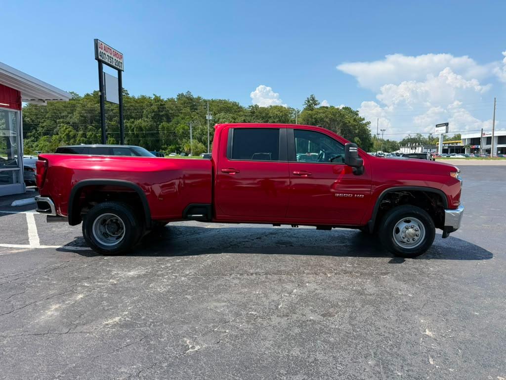 Chevrolet Silverado 3500HD LT Crew Cab 4WD 2022