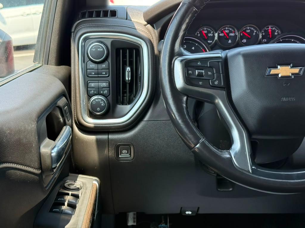 Chevrolet Silverado 3500HD LT Crew Cab 4WD 2022