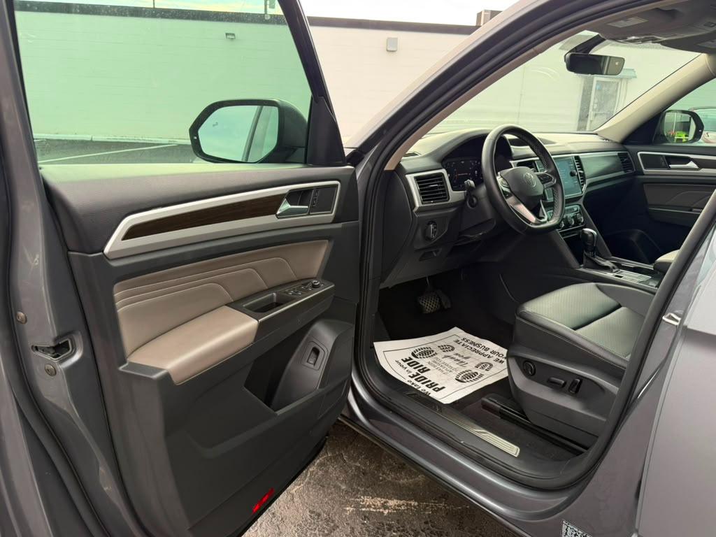Volkswagen Atlas V6 SE w/Technology 2023