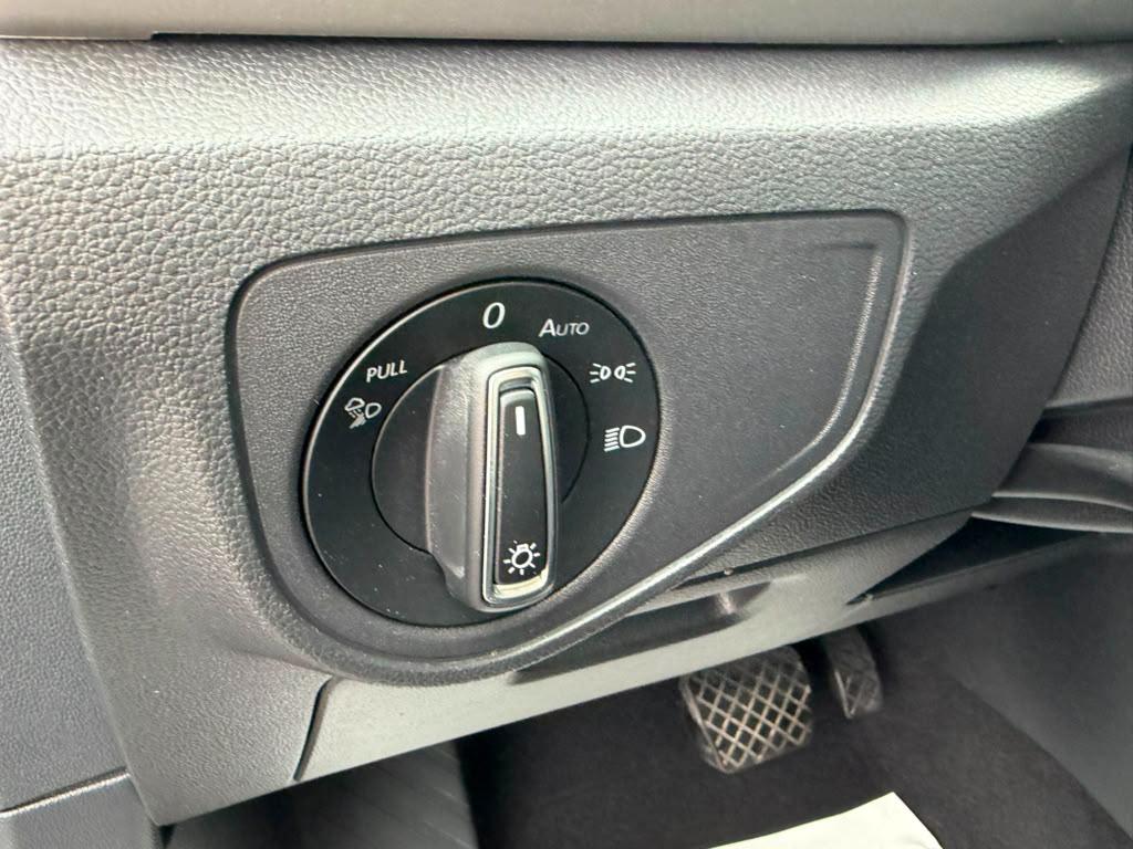 Volkswagen Atlas V6 SE w/Technology 2023