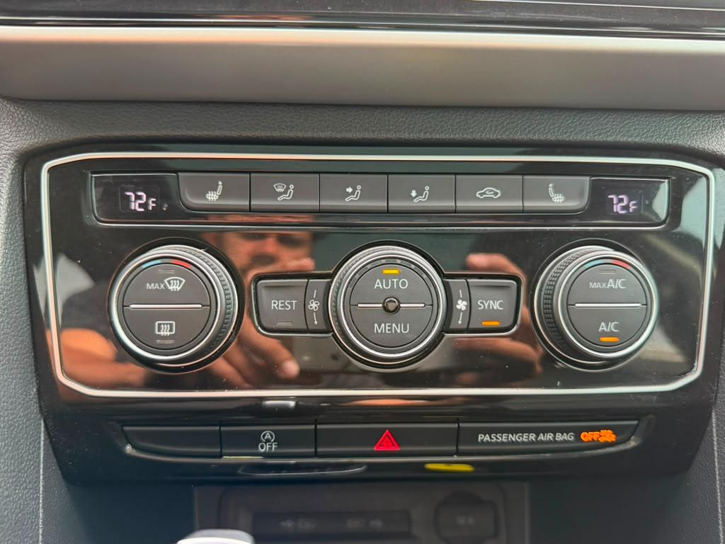Volkswagen Atlas V6 SE w/Technology 2023