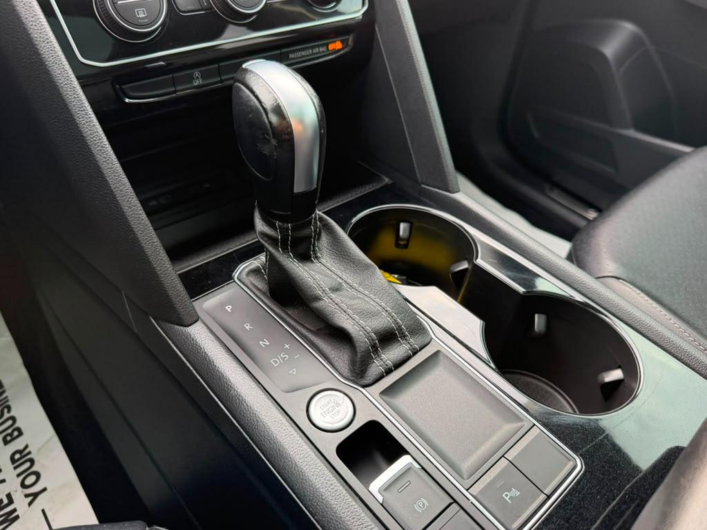 Volkswagen Atlas V6 SE w/Technology 2023