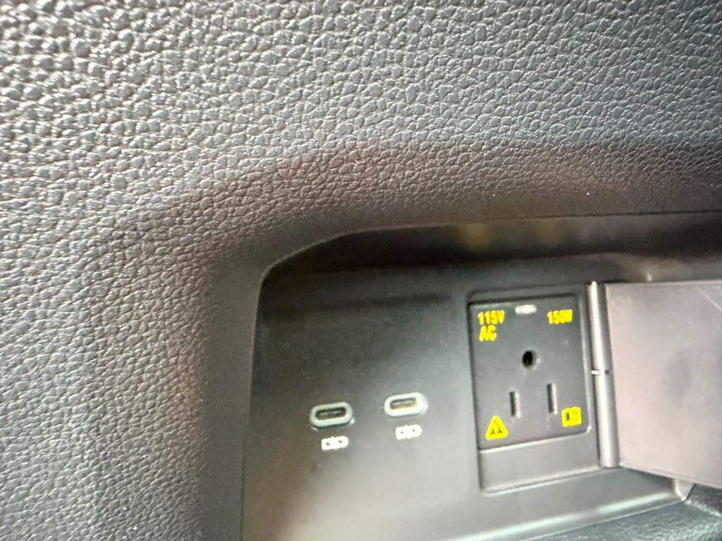 Volkswagen Atlas V6 SE w/Technology 2023