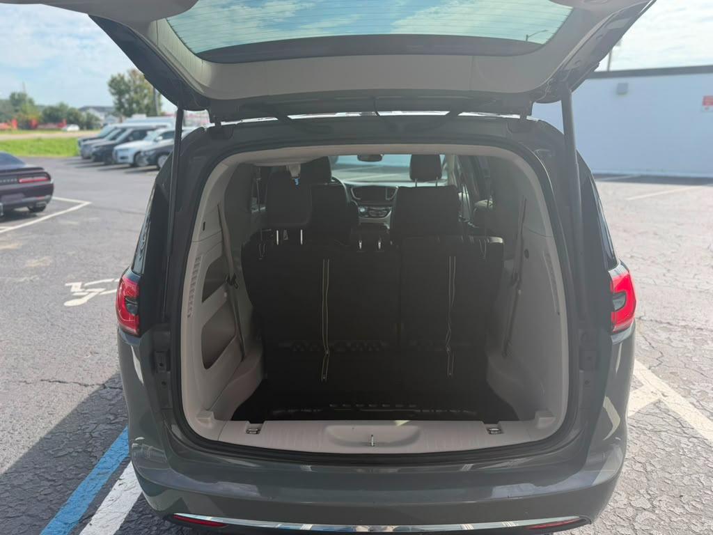Chrysler Pacifica Touring-L 2022