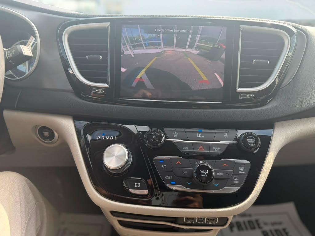 Chrysler Pacifica Touring-L 2022