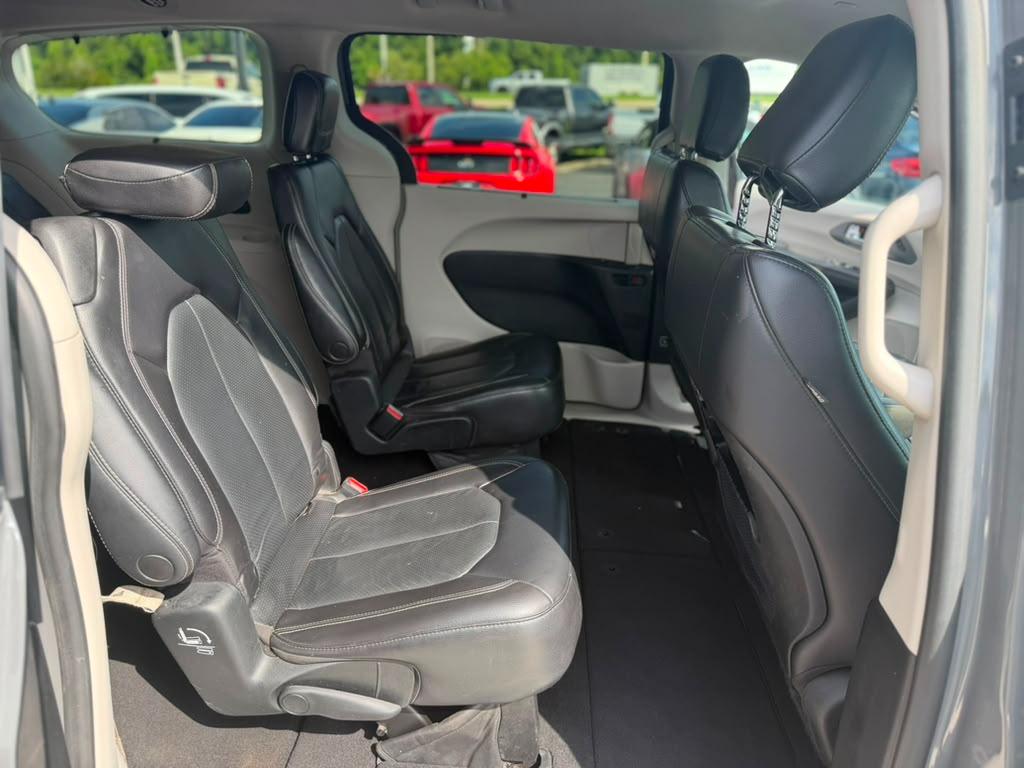 Chrysler Pacifica Touring-L 2022