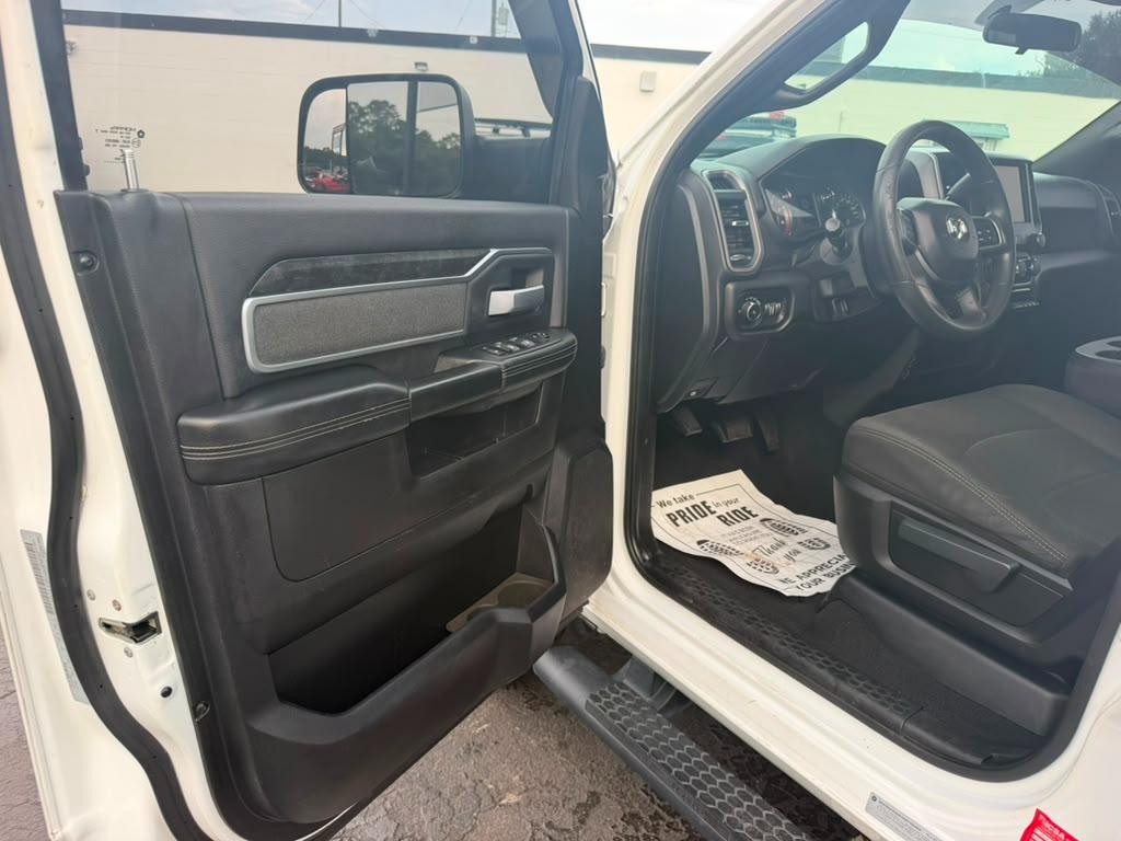 RAM 3500 Tradesman Crew Cab LWB 2WD DRW 2019