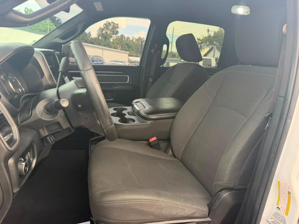 RAM 3500 Tradesman Crew Cab LWB 2WD DRW 2019
