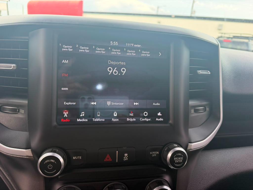 RAM 3500 Tradesman Crew Cab LWB 2WD DRW 2019