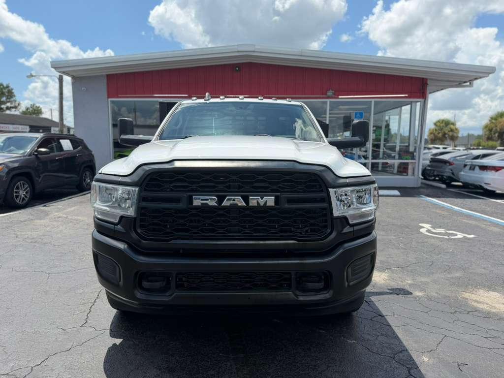 RAM 3500 Regular Cab 4WD DRW 2020