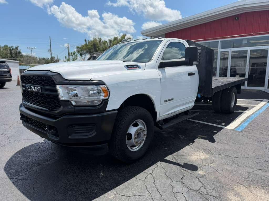 RAM 3500 Regular Cab 4WD DRW 2020