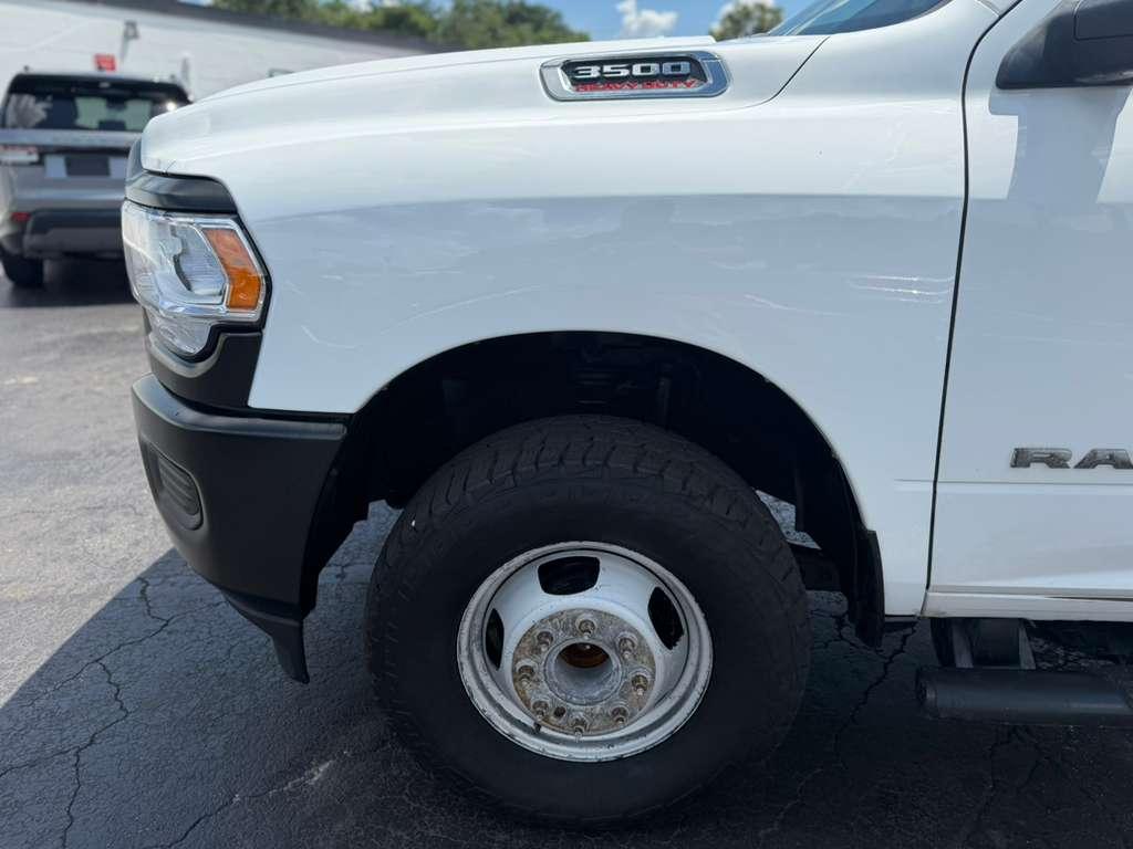 RAM 3500 Regular Cab 4WD DRW 2020