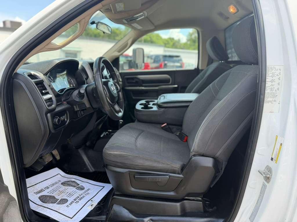 RAM 3500 Regular Cab 4WD DRW 2020